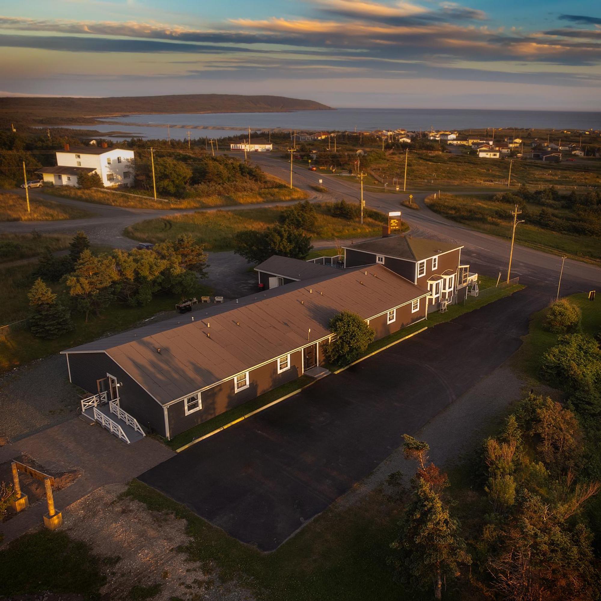 Edge Of The Avalon Inn Trepassey ภายนอก รูปภาพ